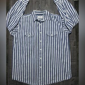 Men's Blue and White Striped Casual Button-Down Shirt